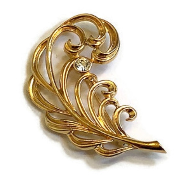 Jewelry - 🔥💲3/15 Feather Brooch Pin